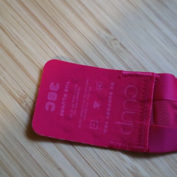 CUUP Plunge Mesh 36C hot pink sheer underwire bra - Picture 4 of 5